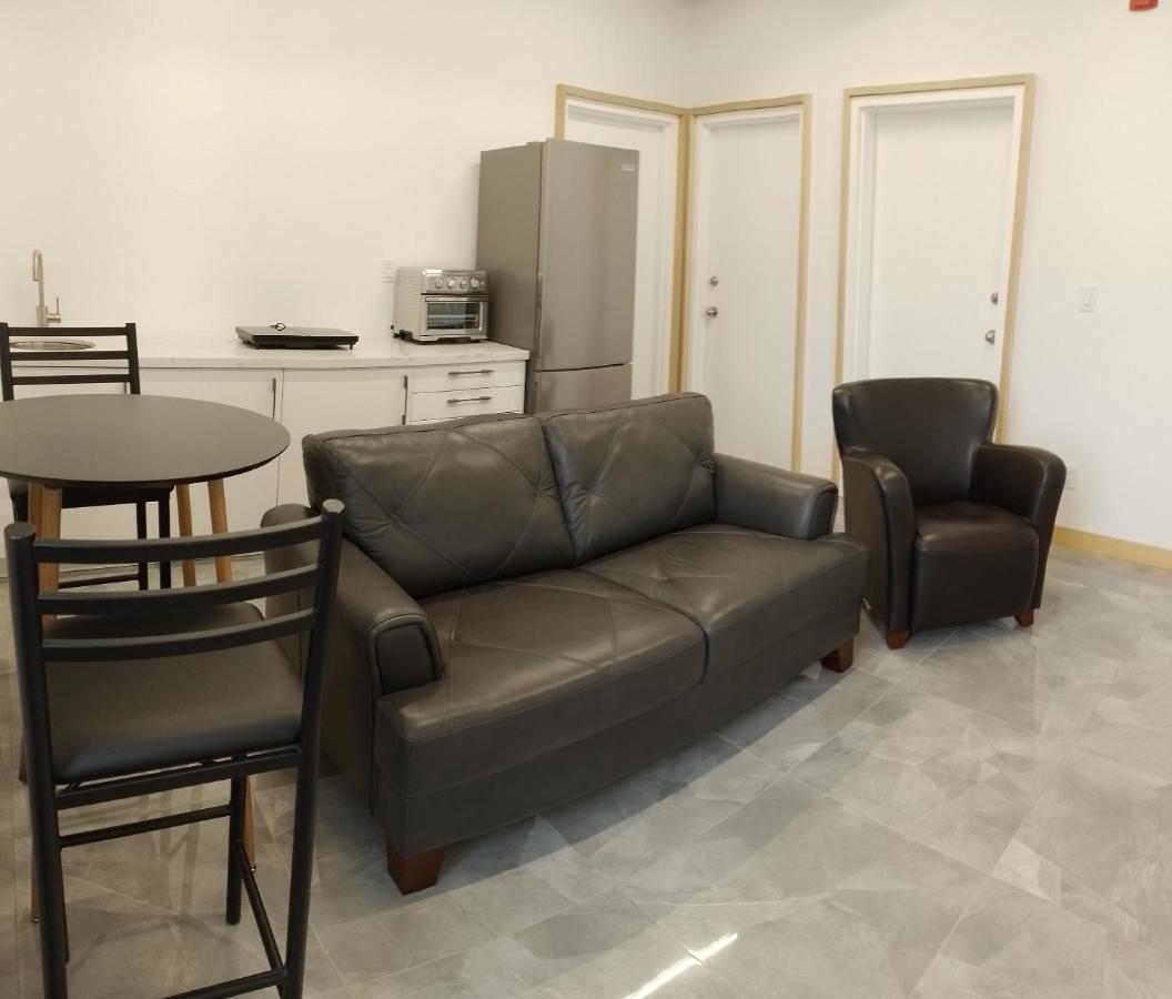 Sandwich Boutique Hotel Windsor Bagian luar foto