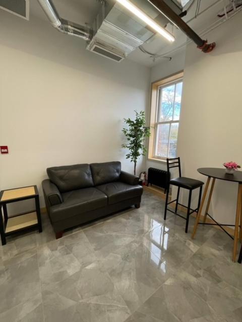Sandwich Boutique Hotel Windsor Bagian luar foto